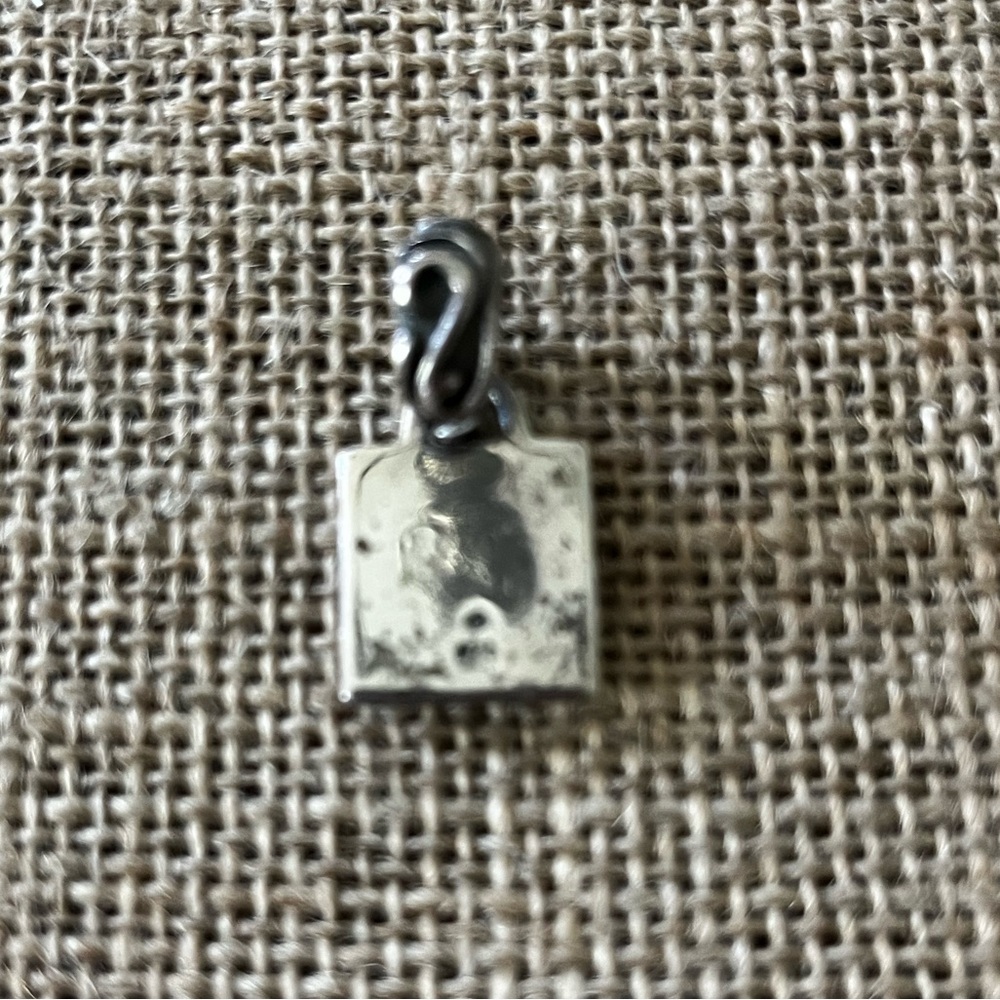 Silpada .925 sterling silver fleur de lis pendant - Picture 3 of 4
